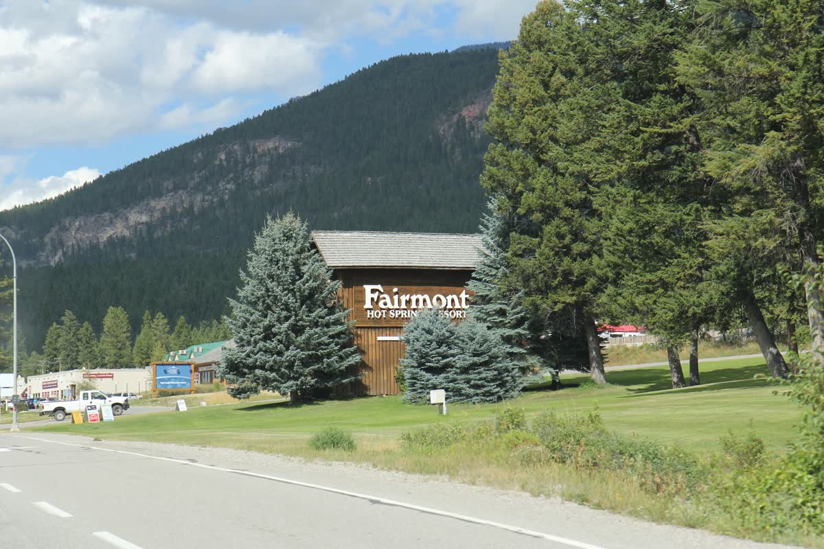 Fairmont Hot Springs Resort, Canada hot spring in Canada