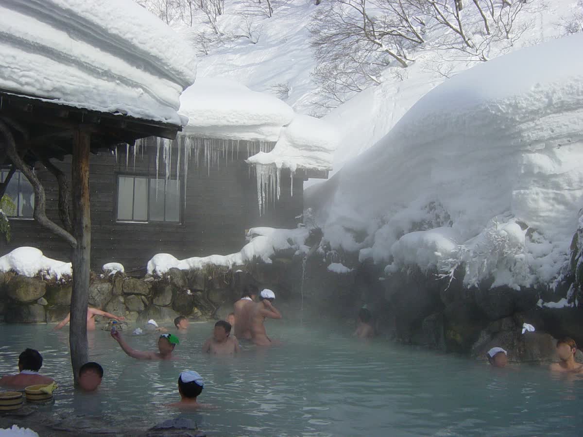 Tsurunoyu Onsen Japan hot spring in Japan